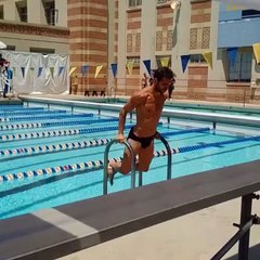 Watch out how Cesc Fabregas train hard in swimming pool