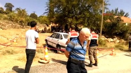 Savaştepe El Frenini Çekmeyi Unuttuğu Otomobilinin Altında Can Verdi