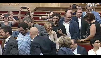 Ciutadans i PP abandonen el parlament de Catalunya en protesta contra el vot de la majoria