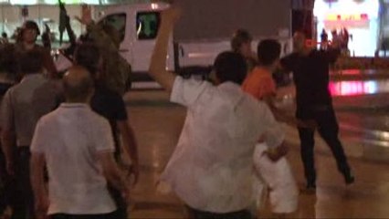 15 Temmuz Gecesi Taksim'de Yaşananlar