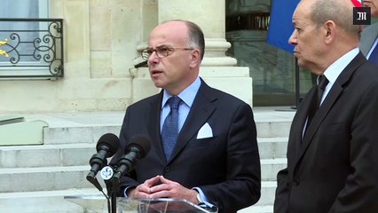 Cazeneuve : "Nous ne pouvons pas sortir de l’état de droit pour protéger l’état de droit"