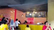 Nyobain Panties Pizza dan Minimelts Ice Cream JJ Corner Padang