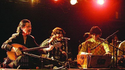 Bazm e Konain Sari Sajayi Gaiyi - Faiz Ali Faiz Qawwal