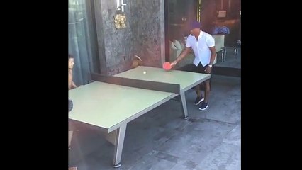 La danse d'Evra pour accueillir Higuain à la Juve