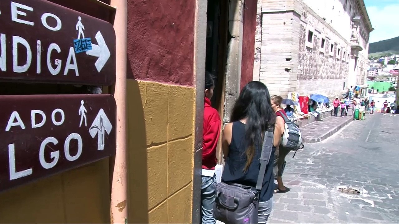 Tapadera de registro destruida