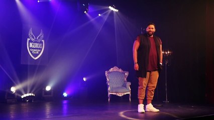 Kevin Razy parle de Daesh et les attentats dans son dernier sketch