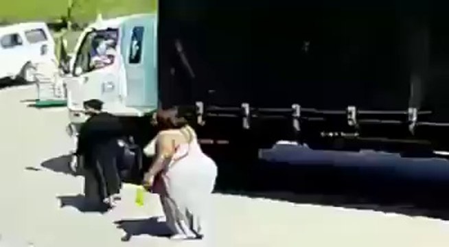 OMG!!! Man brought lifter for lifting and Loading Fat Woman
