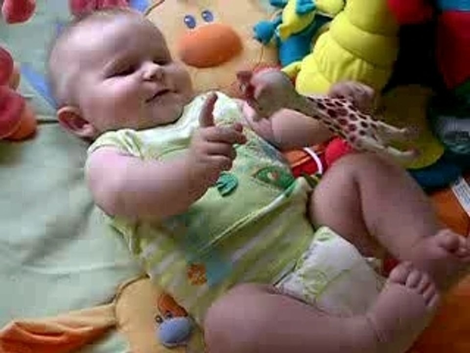 jonah et la girafe sophie