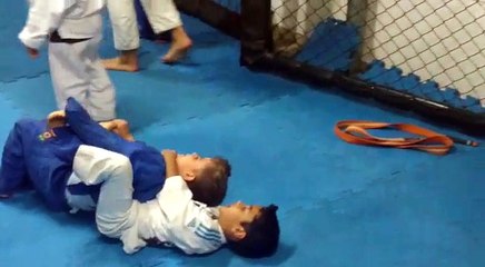 Fight Society - Dia a dia no Ct Vitória Fight House