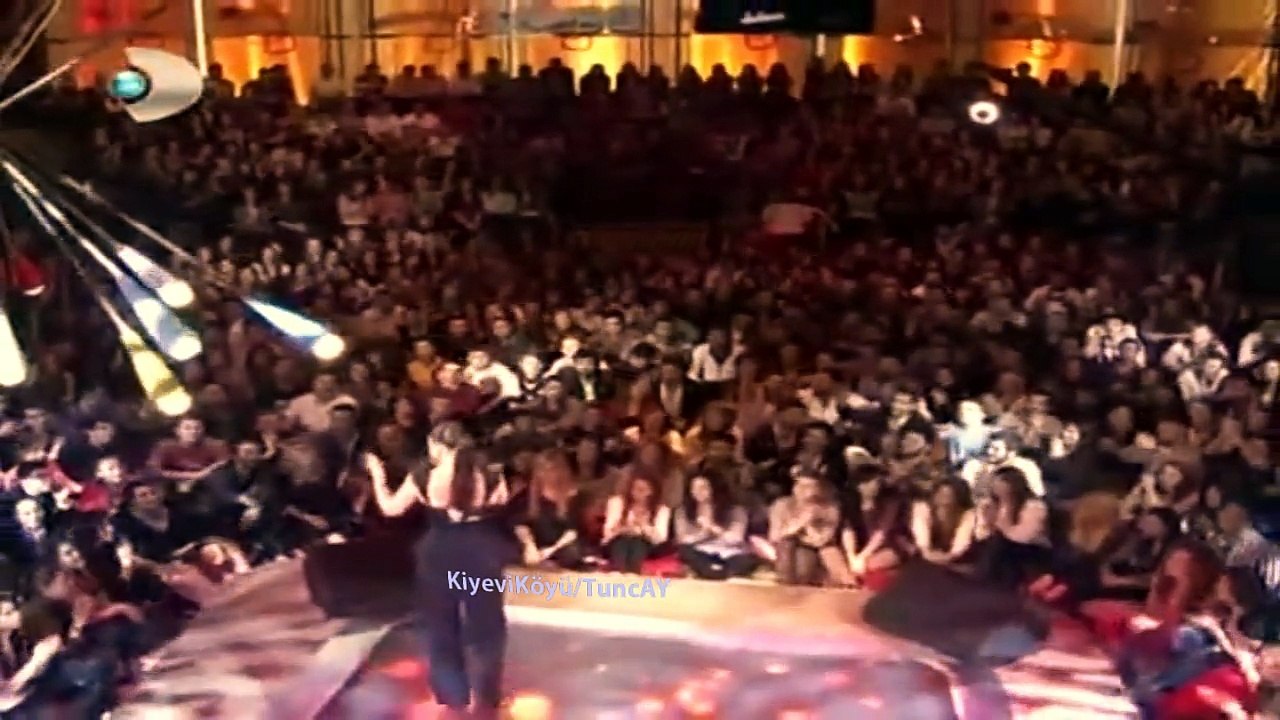 Sevcan Orhan -Tanrıdan Diledim Canlı Performans Beyaz Show