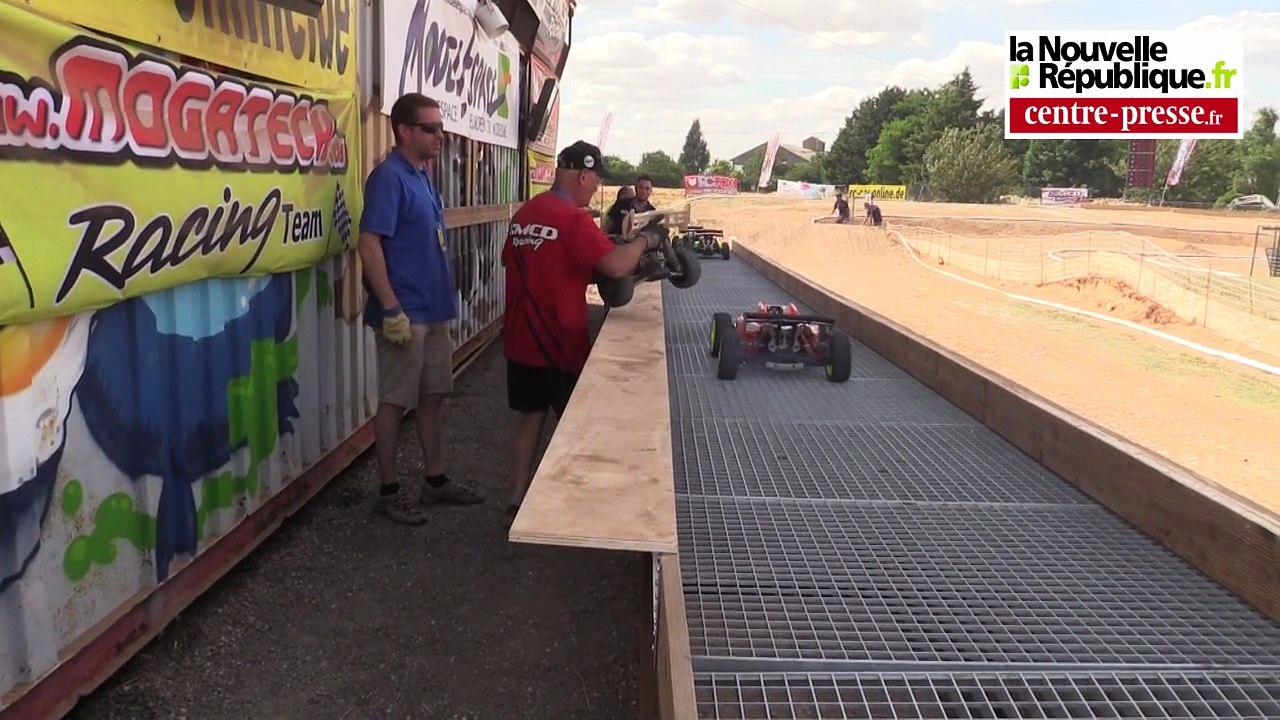 VIDEO : Neuville-de-Poitou. Championnat européen de voitures radiocommandées