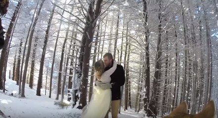 Ce couple a eu une merveilleuse idée pour immortaliser leur mariage !
