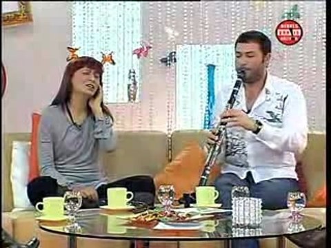 Herkes Yanlış Biliyor-Yıldız Tilbe Hüsnü Şenlendirici