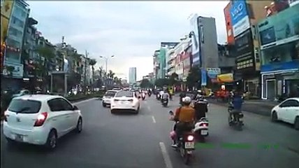 Khi tài xế cho nhau thẻ nhớ để thoát án TNGT.