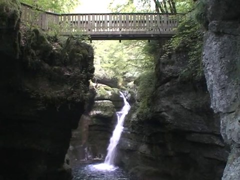 Au fil de l'eau du Couzon - Entremont-l-Vieux 73670 Chartreuse