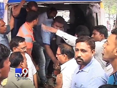 4 Una Dalit victims brought to Ahmedabad Civil hospital for further treatment - Tv9 Gujarati