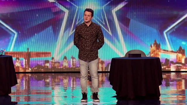 Ono što je napravio na bini, ne može NI JEDAN ČOVEK na svetu!