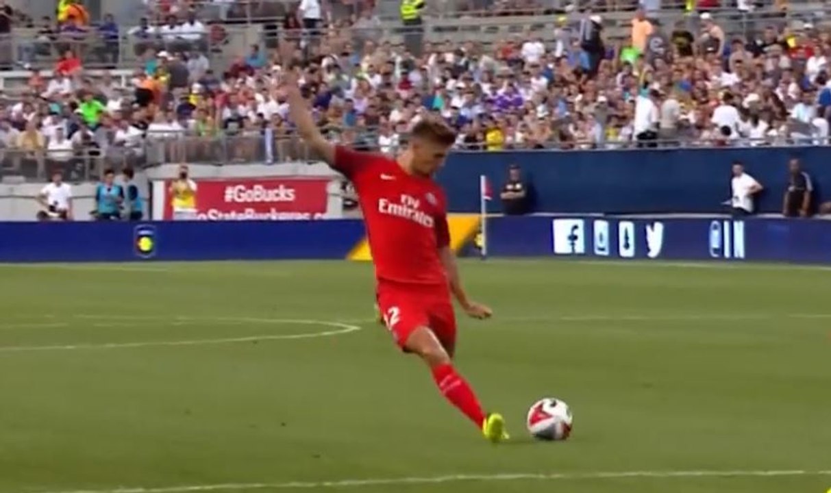 Le boulet de canon de Thomas Meunier !