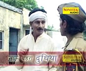 police aur doodh wala