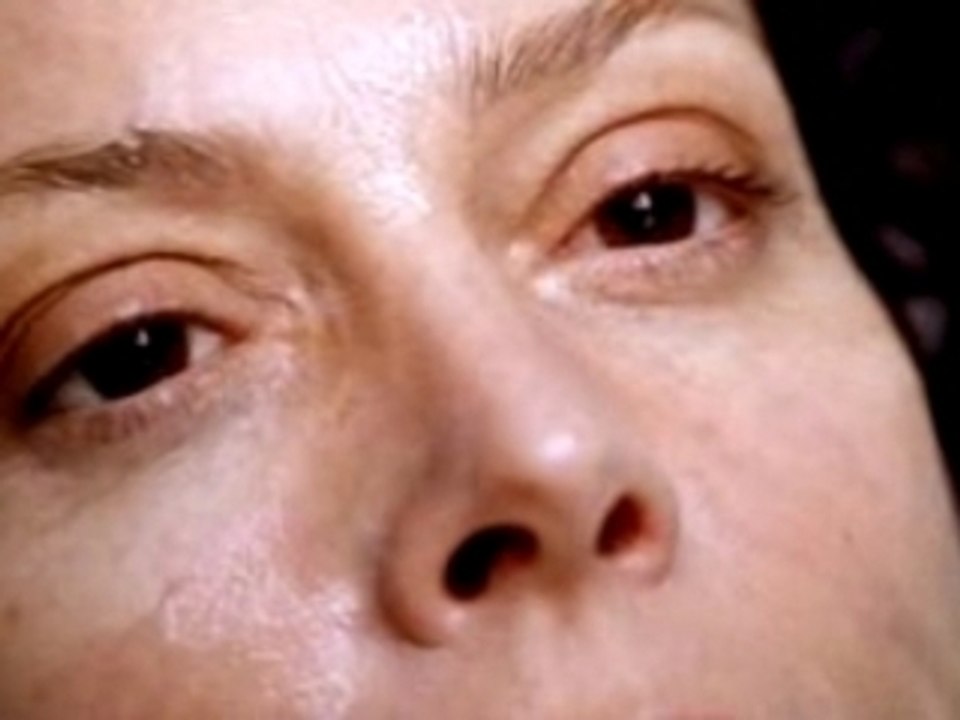 Alien: Resurrection (Teaser Trailer)