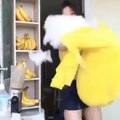 Une Coréenne très chaude se tape un délire avec des bananes... WTF