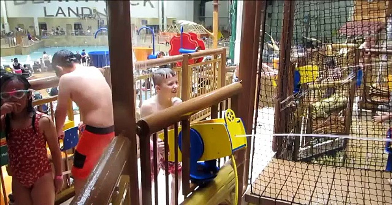Great Wolf Lodge - Indoor Water park Playground