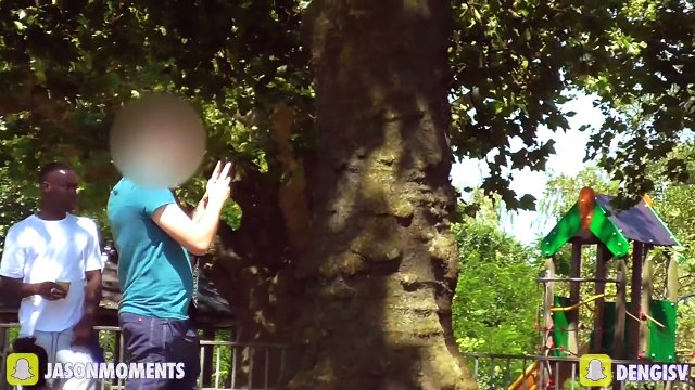 Caméra cachée : regardez la réaction des gens lors du passage d’une femme aux formes généreuses !