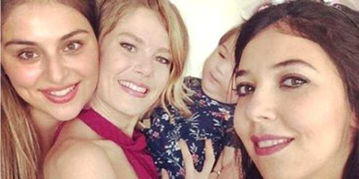 Burcu Biricik Kına Gecesi Yaptı