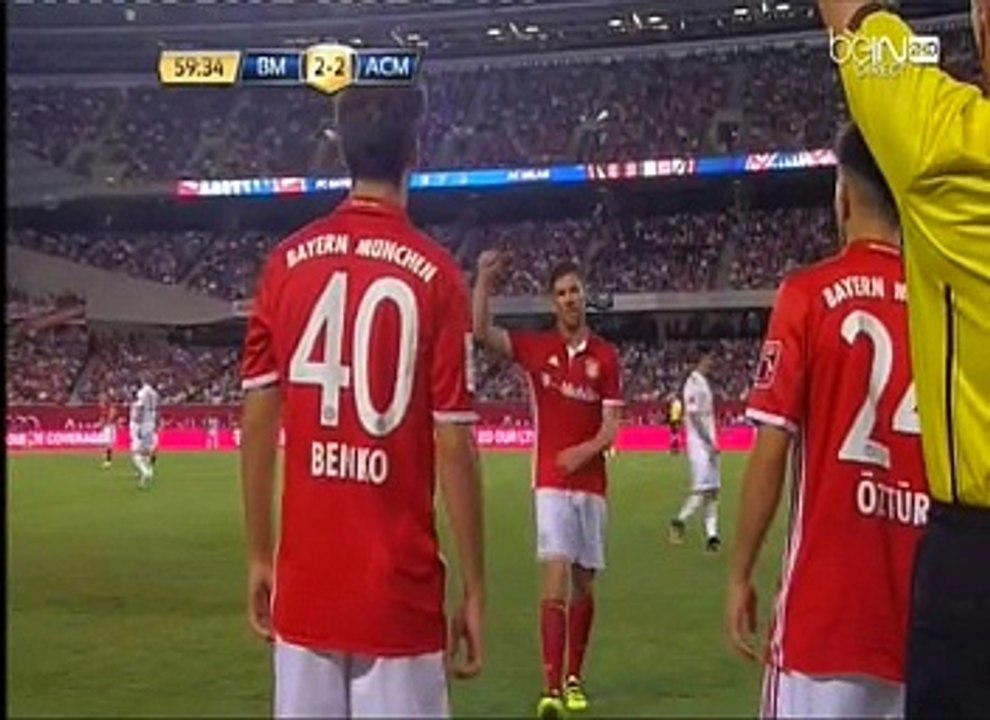 16 ICC  BAYERN AC MILAN M2 et TAB