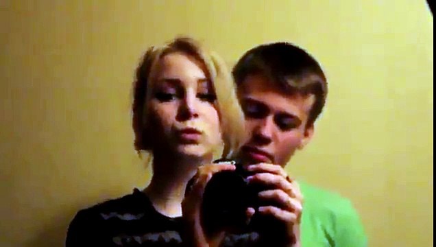 Парня жалко, не легко ему с ней :) Подготовьтесь чтобы не лопнуть от смеха