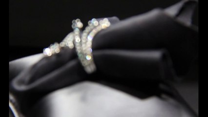 Mavi Pırlantalı Yüzük