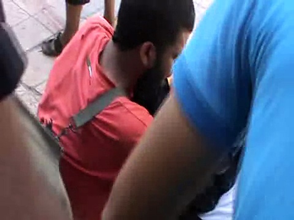 درعا شهيد ينطق الشهادة قبل استشهاده 27\7\2012