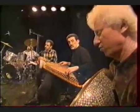 Matoub Lounès (Allah Ouakbar) - معطوب الونس - الله أكبر