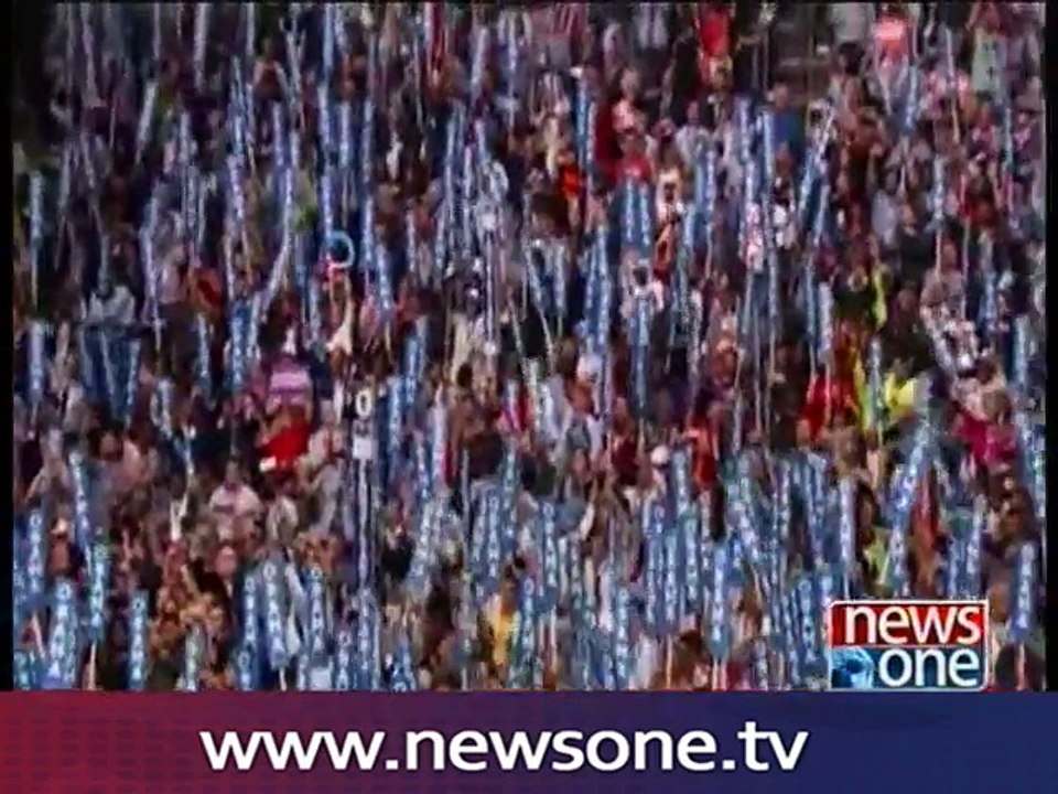 Obama urges Americans to get behind Clinton, slams Trump