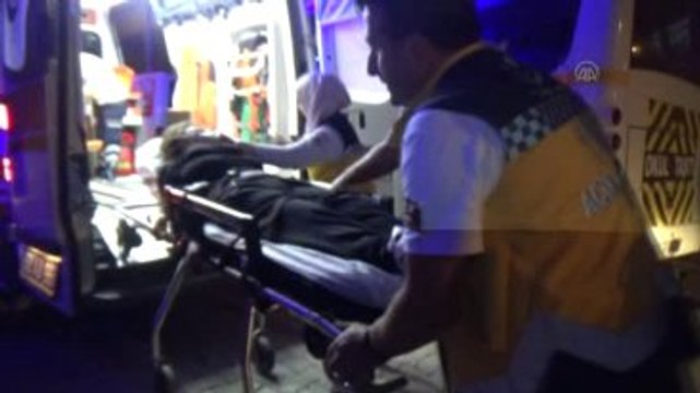 Ordu'da Hareket Halindeki Araçtan Atılan Genç Kız Yaralandı