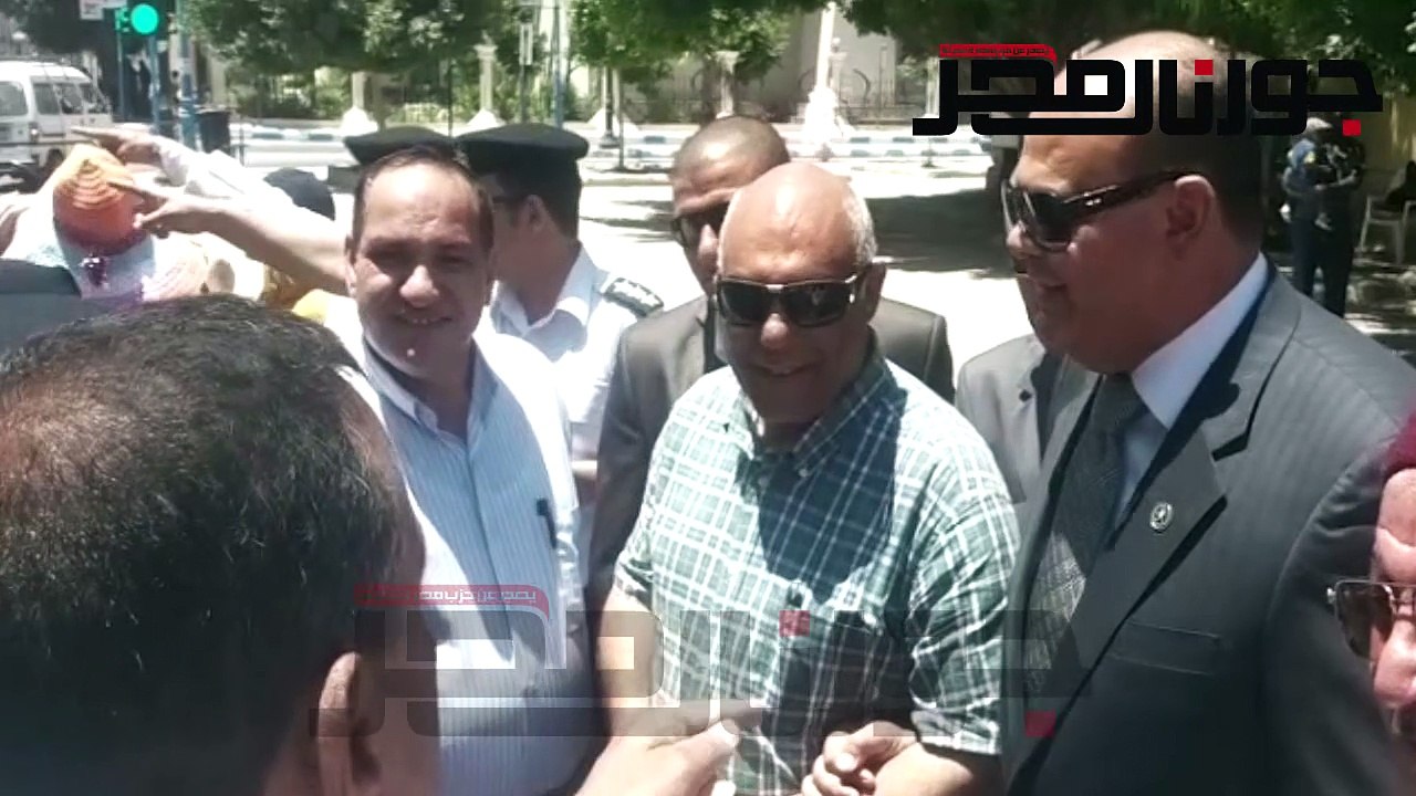 مصطافون يشيدون بجهود محافظ مطروح
