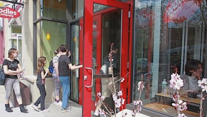 Va. Noodles & Company worker allegedly refused to serve police officer