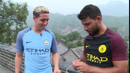 Nasri vs Agüero : un tennis ballon sur la Muraille de Chine