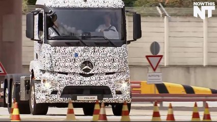 Mercedes Reveals World's First Electric Truck