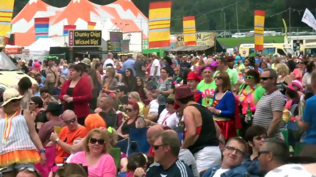 Bagpipers Doing Abba Rewind Festival Scotland 2016