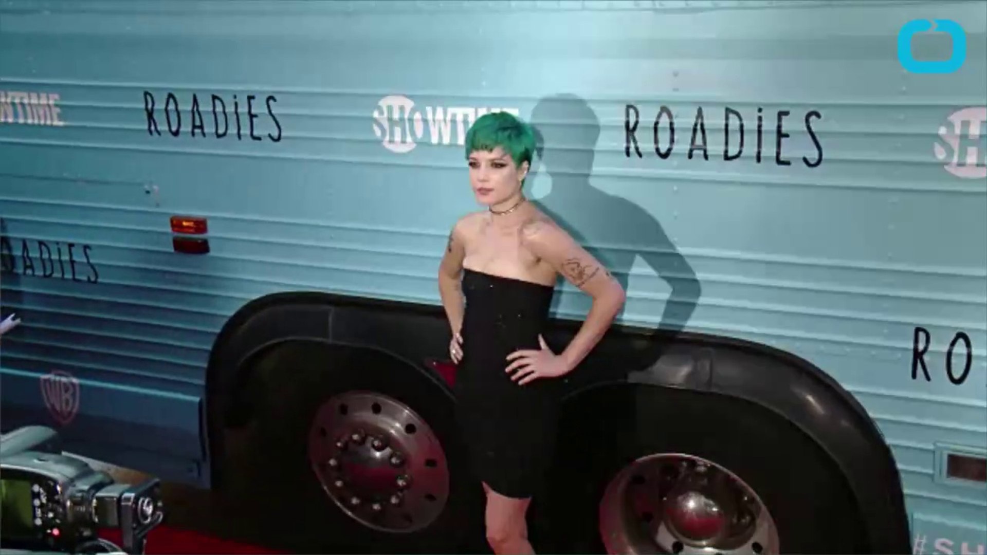 ⁣Halsey Reveals Miscarriage While on Tour Last Year