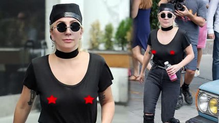 Скачать видео: Lady Gaga Wears See-Through Shirt, Flashes Her Nipples in New York