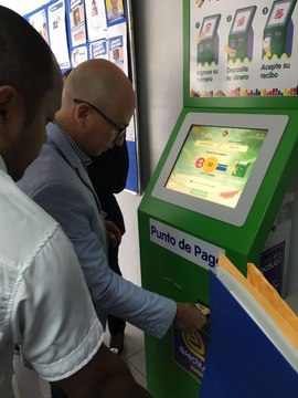 Máquinas para recargar dinero electrónico ya funcionan en varios puntos del país