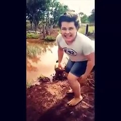 iğneyi kendine çuvaldızı başkasına batır )))