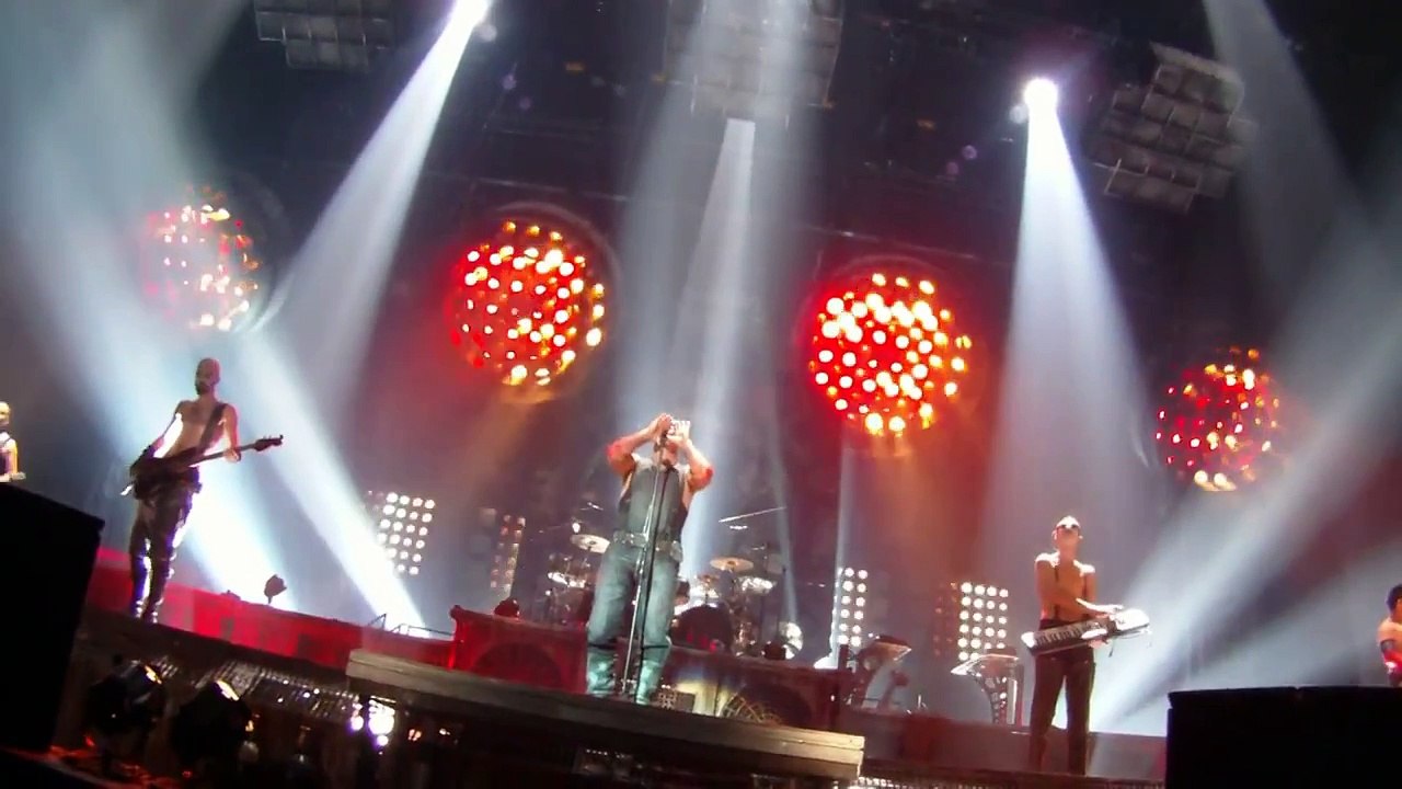 20 Rammstein - Pussy (Saint Petersburg 2012-02-13) Multicam by VinZ