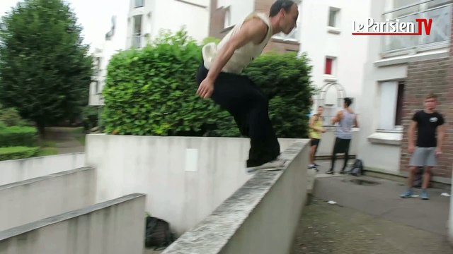Des adeptes du « parkour » en stage à Evry