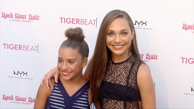 Maddie Ziegler & Mackenzie Ziegler TigerBeat Teen Choice Awards Pre-Party Bash