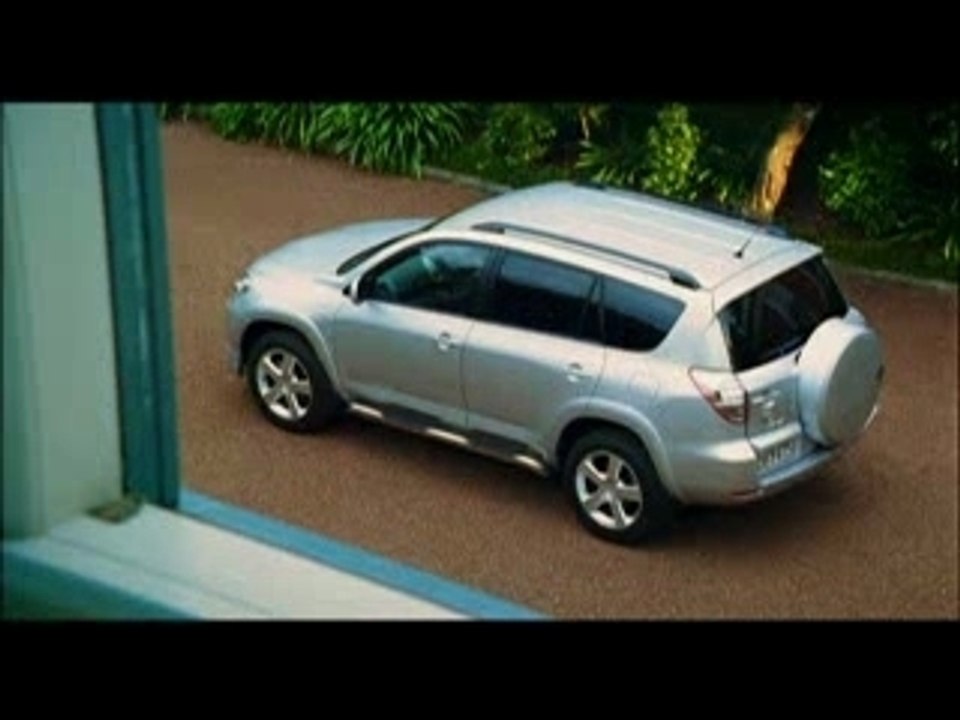 CARRO-HOMBRE-MUJER