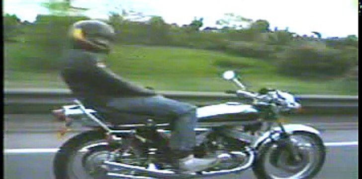 RB aged 25 on His H2 750 triple Kawasaki