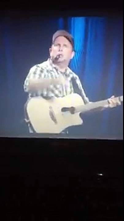 Garth brooks the grand tour.george Jones cover